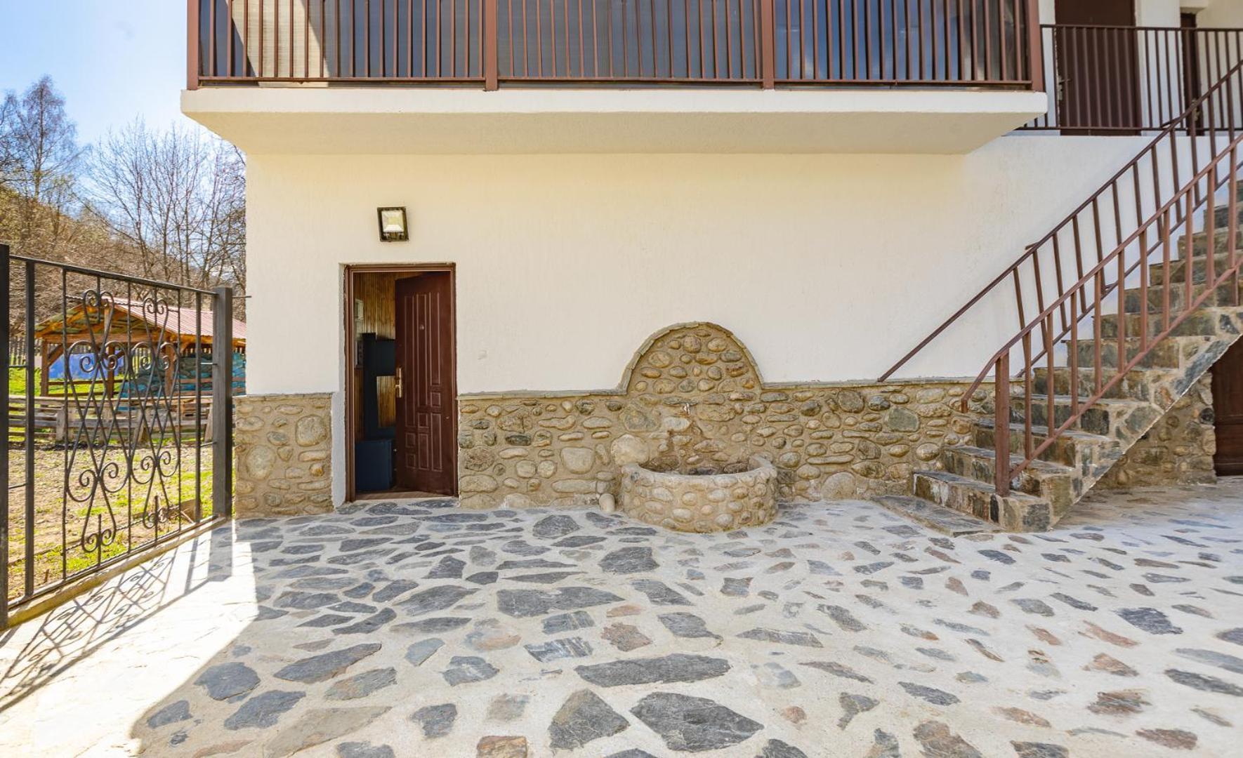 Guesthouse Of Manoni Ratiani Mestia Exteriér fotografie